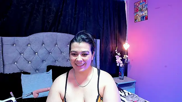 martina foxy  online show from 02/26/25, 12:03