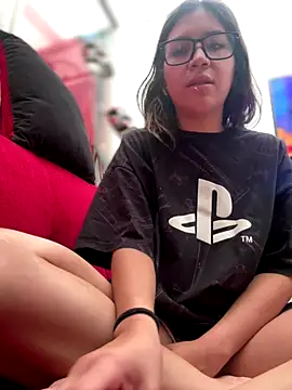 Mila Morgan online show from 10/23/25, 03:22