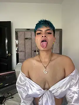 ivanna rivera online show from 01/16/25, 02:19