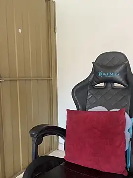 ivanna rivera online show from 04/21/26, 03:50