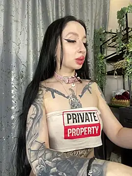 Molly  Moon online show from 02/04/26, 02:28