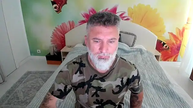 BlowMyXXL online show from 12/04/25, 09:07