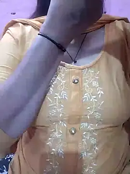 Cute nidhi online show from 12/04/24, 04:27