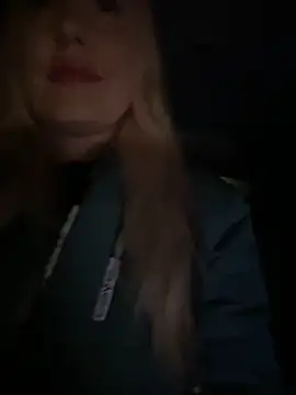 Snapshot of MerlinDave chatting on 01/30/25, 01:00 MerlinDave online show from 01/30/25, 01:00