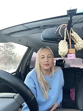 Snapshot of MerlinDave chatting on 02/18/25, 04:15 MerlinDave online show from 02/18/25, 04:15