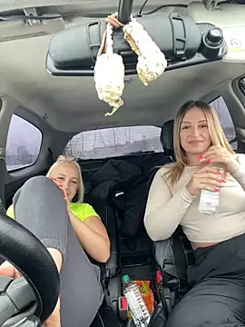 Snapshot of MerlinDave chatting on 03/07/25, 03:08 MerlinDave online show from 03/07/25, 03:08