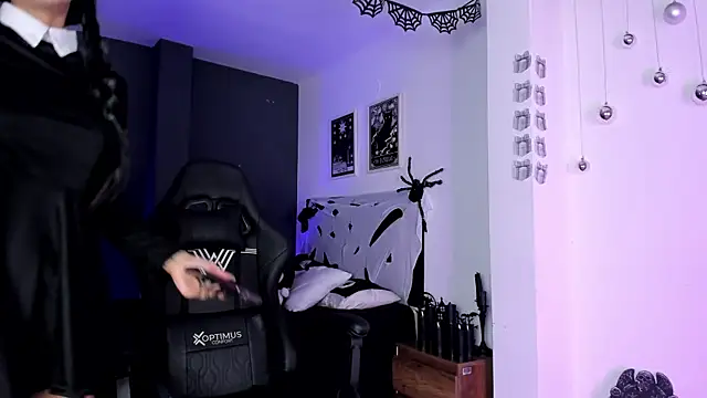 Raven Witch  online show from 01/10/26, 06:09