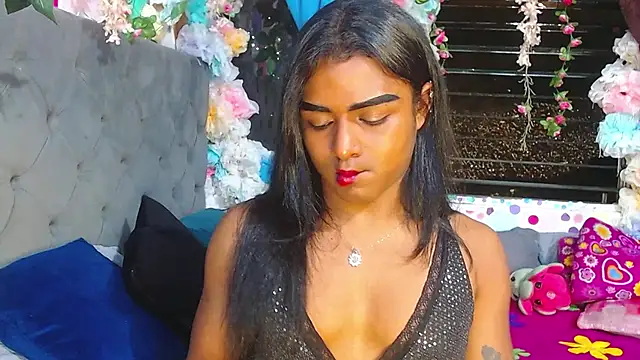 Karly coffe online show from 12/23/25, 06:55