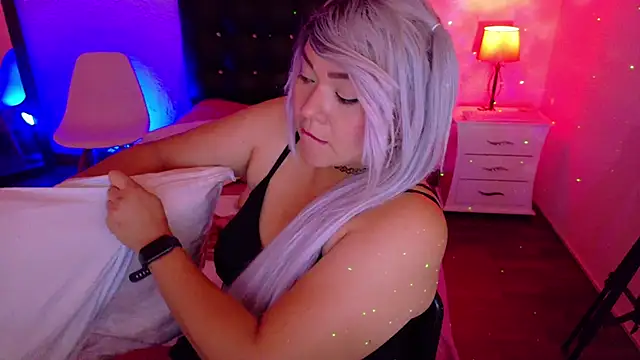 Snapshot of Cuckold_lover69 chatting on 01/19/25, 01:22 Cuckold lover69 online show from 01/19/25, 01:22