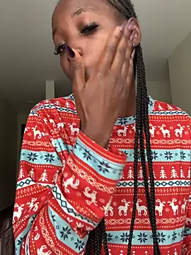 Fanclubbbbb online show from 04/23/26, 06:36