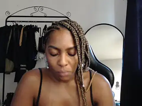 marisilva br online show from 02/26/25, 01:19