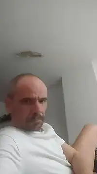 Snapshot of Franc113 chatting on 12/23/24, 09:27 Franc113 online show from 12/23/24, 09:27