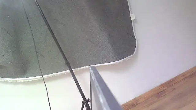 Snapshot of carolinesampaio chatting on 01/28/25, 04:30 carolinesampaio online show from 01/28/25, 04:30