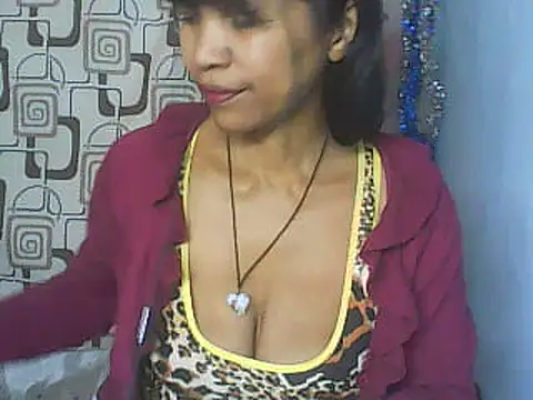 Snapshot of nene_belle chatting on 06/25/26, 06:51 nene belle online show from 06/25/26, 06:51
