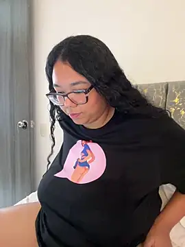 XMara online show from 02/02/26, 05:00