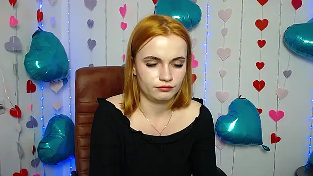 Snapshot of MargaritaKiss chatting on 02/19/25, 02:44 MargaritaKiss online show from 02/19/25, 02:44