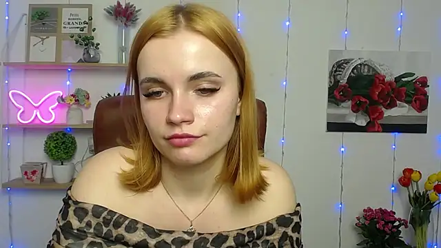 Snapshot of MargaritaKiss chatting on 03/12/25, 05:35 MargaritaKiss online show from 03/12/25, 05:35