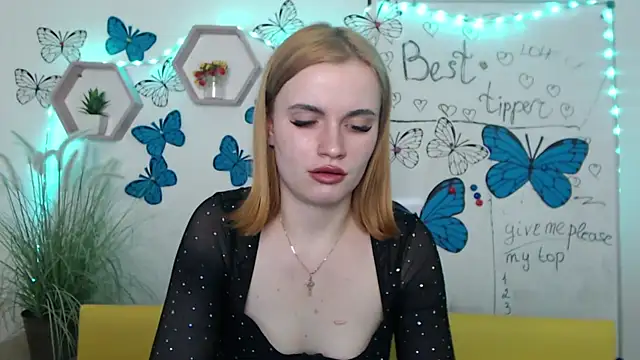 Snapshot of MargaritaKiss chatting on 03/12/25, 11:12 MargaritaKiss online show from 03/12/25, 11:12
