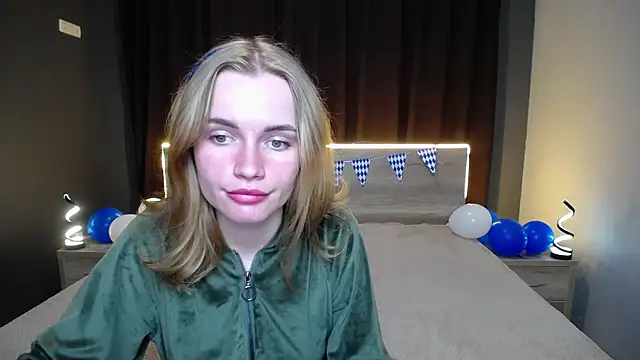 Snapshot of MargaritaKiss chatting on 09/22/25, 07:27 MargaritaKiss online show from 09/22/25, 07:27