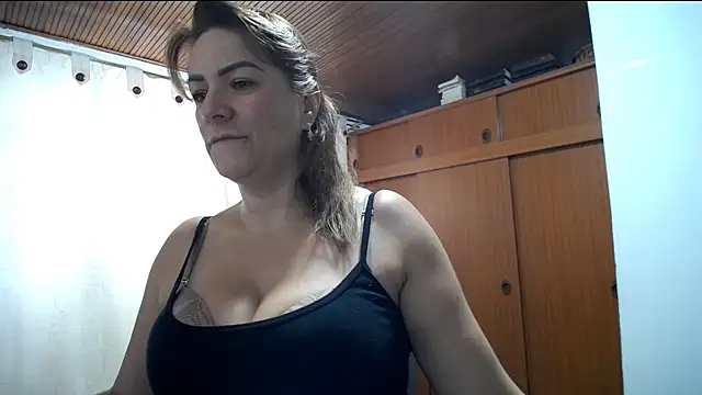 wandarubio online show from 12/28/24, 03:48