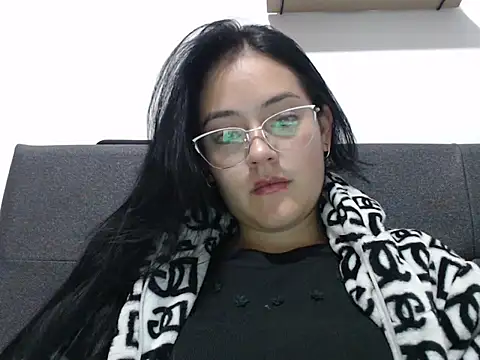 Alisha 99 online show from 04/11/26, 12:15