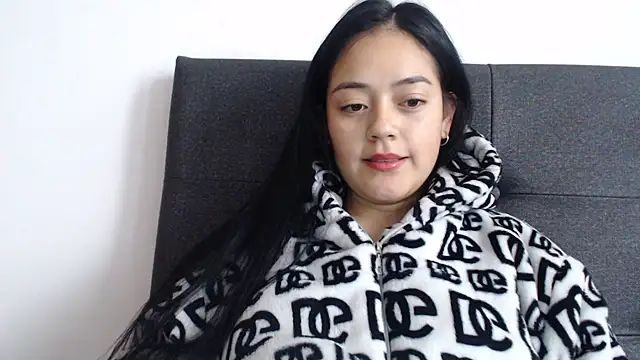 Snapshot of Alisha_99 chatting on 06/16/26, 01:47 Alisha 99 online show from 06/16/26, 01:47