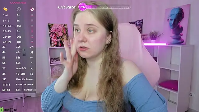Snapshot of Megan_Violer chatting on 06/08/26, 05:13 Megan Violer online show from 06/08/26, 05:13