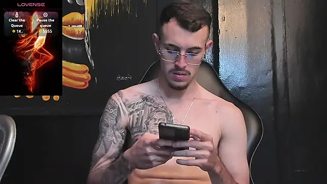 CodyWalkerR online show from 09/10/25, 05:24