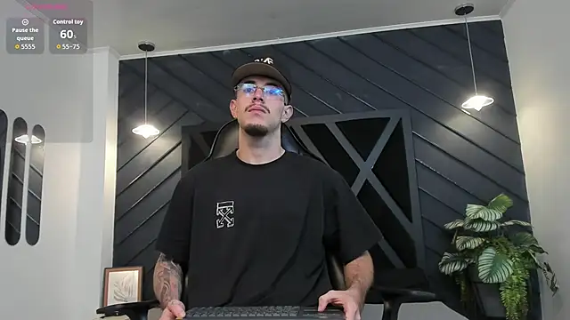 Snapshot of CodyWalkerR chatting on 02/06/26, 05:12 CodyWalkerR online show from 02/06/26, 05:12