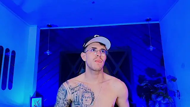 CodyWalkerR online show from 04/21/26, 05:14