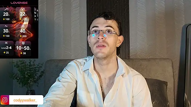 Snapshot of CodyWalkerR chatting on 05/17/26, 04:25 CodyWalkerR online show from 05/17/26, 04:25