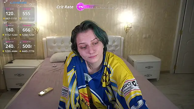 LunaaMayy online show from 12/19/25, 11:34