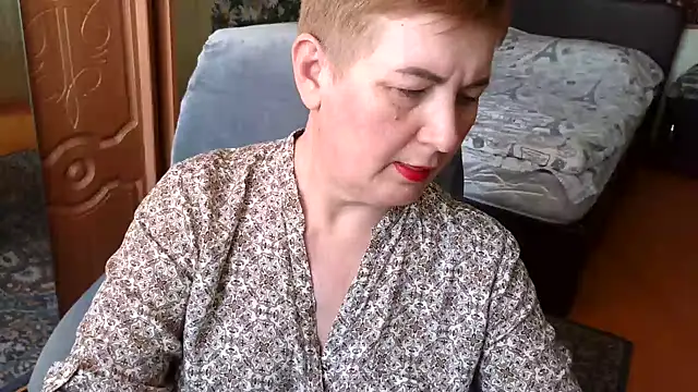 NicoleOlla online show from 02/24/25, 06:05