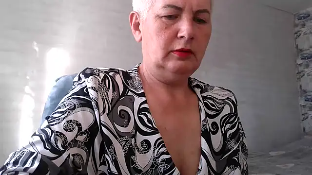 NicoleOlla online show from 09/16/25, 01:50