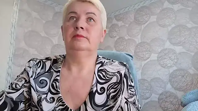 NicoleOlla online show from 02/15/26, 02:52