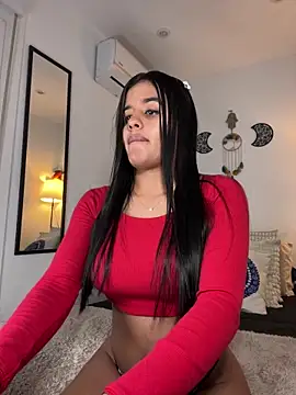 Snapshot of EmelyRogers chatting on 03/21/25, 07:24 EmelyRogers online show from 03/21/25, 07:24