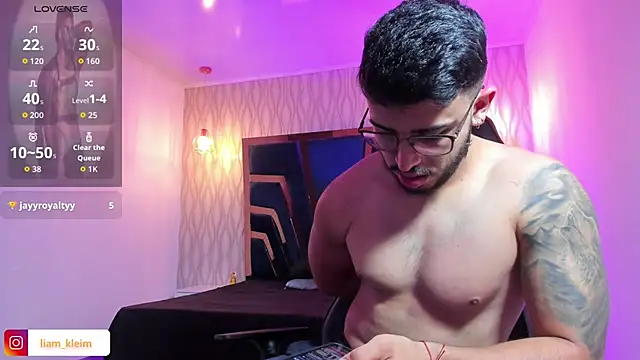 Liam Kleiin online show from 04/22/26, 11:34