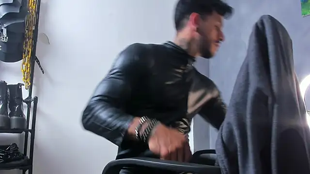 JuanBlade online show from 02/11/26, 04:17