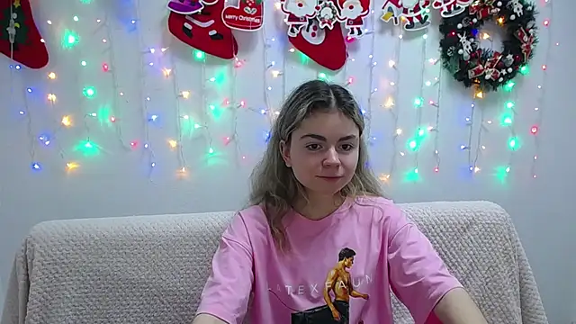 TinaRedly online show from 01/09/25, 03:47