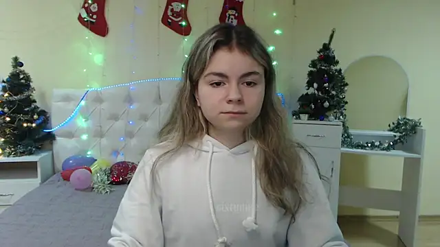 TinaRedly online show from 01/12/25, 06:16