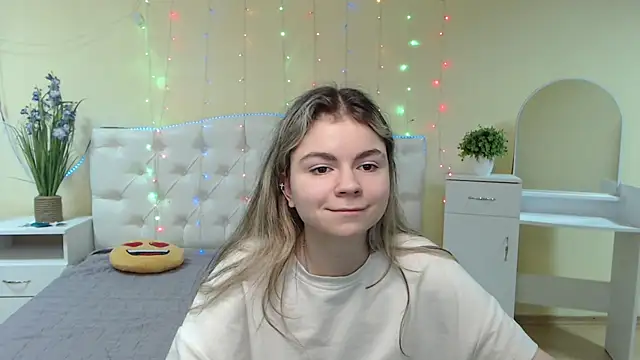 TinaRedly online show from 01/19/25, 05:28