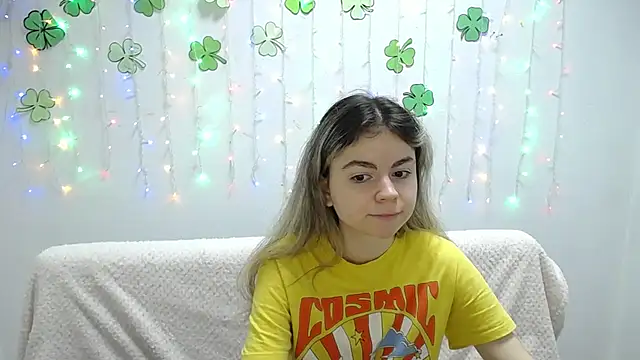 TinaRedly online show from 03/22/25, 12:39