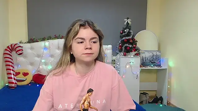 TinaRedly online show from 01/07/26, 06:38