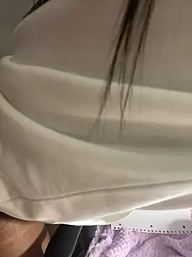 kellya  online show from 01/03/25, 05:17