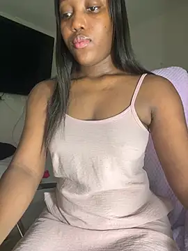 kellya  online show from 01/04/25, 12:16