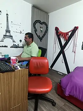 hotandfierylatinos2023 online show from 11/26/25, 09:54