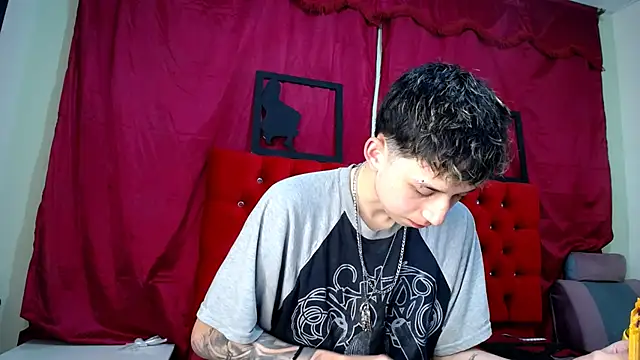  Thomas hot  online show from 03/14/25, 09:00