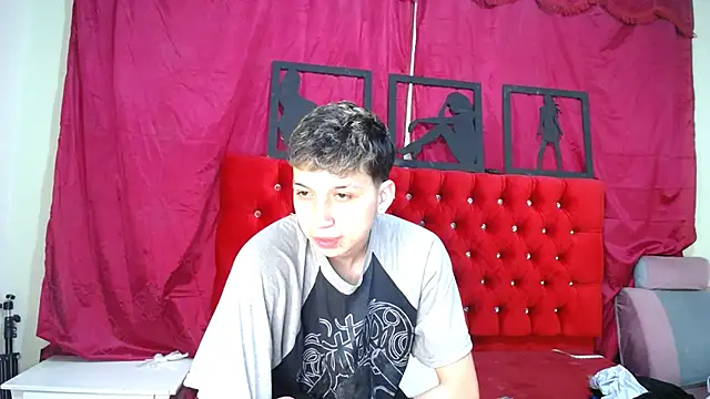  Thomas hot  online show from 03/17/25, 04:19