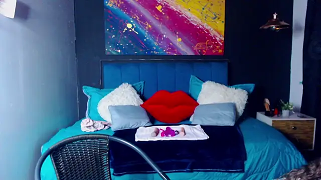 megan collins96 online show from 02/27/25, 02:21