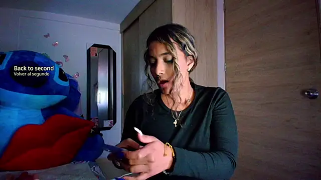 megan collins96 online show from 10/24/25, 05:04